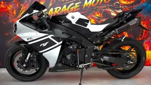 Yamaha YZF R1 (2012 - 14)  (4)