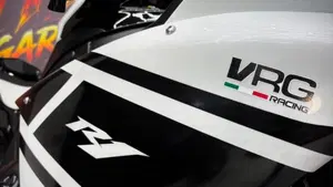 Yamaha YZF R1 (2012 - 14)  (9)