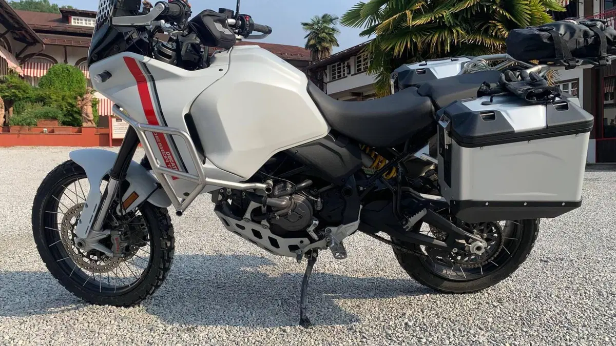 Ducati DesertX (2022 - 25)  (2)