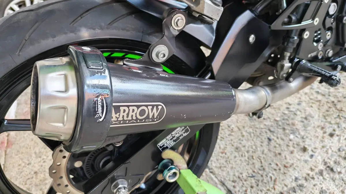 Kawasaki Ninja 400 KRT (2018)  (10)