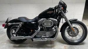 Harley-Davidson 883 Low (2008 - 12) - XL 883L 