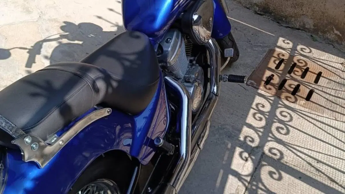 Honda VT 600 C Shadow (1989 - 02)  (4)