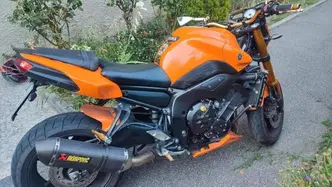Yamaha FZ8 (2010 - 12) usata