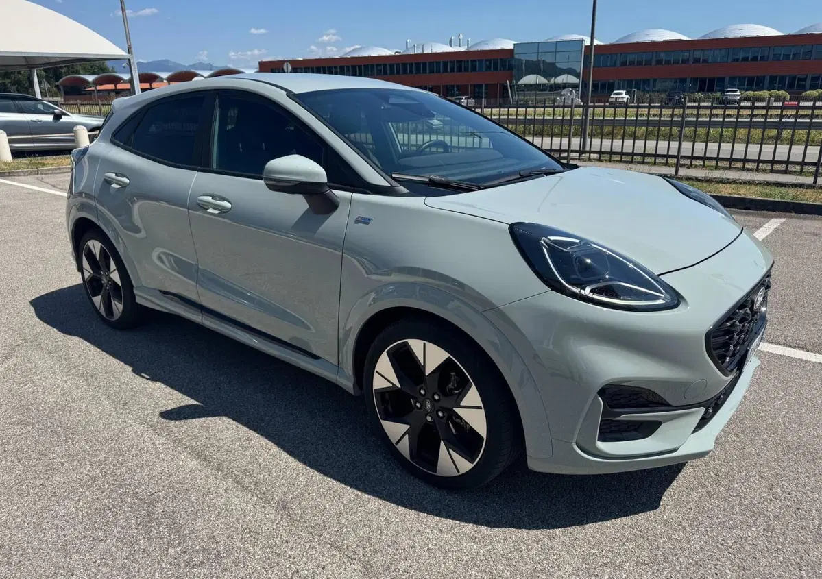 Ford Puma 1.0 EcoBoost Hybrid 125 CV S&S ST-Line X (2)