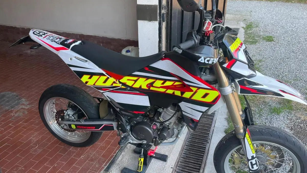 Husqvarna SM 610 (2006)  (2)