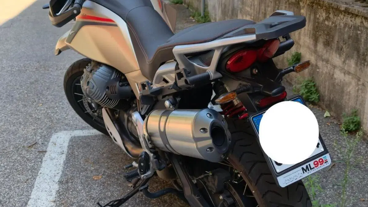 Moto Guzzi V85 TT Travel (2024 - 26)  (5)