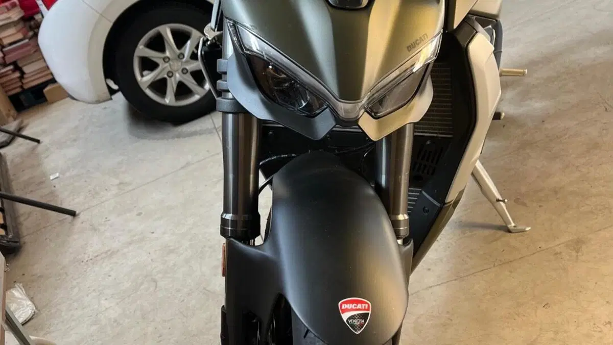 Ducati Streetfighter V2 (2022 - 24)  (6)
