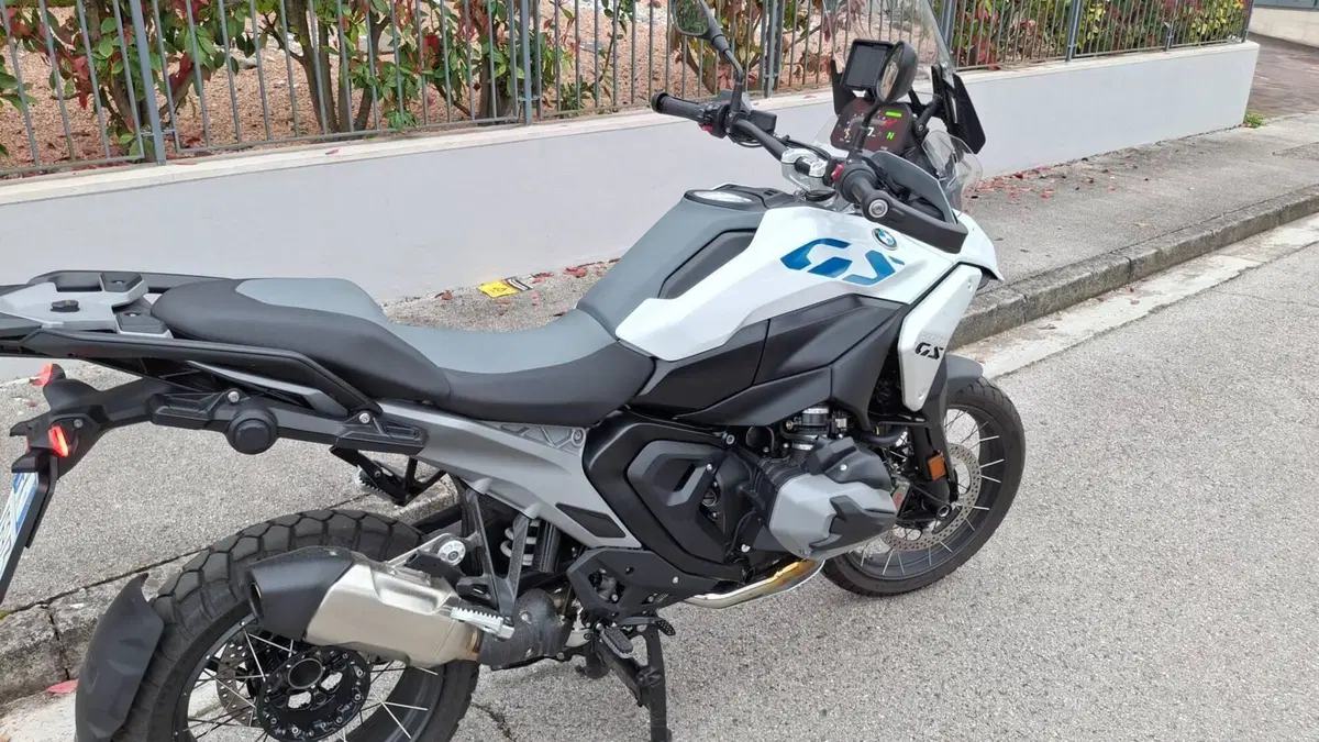 Bmw R 1300 GS (2023 - 26)  (3)