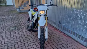 Vent Baja 50 RR (2019 - 20)  (4)