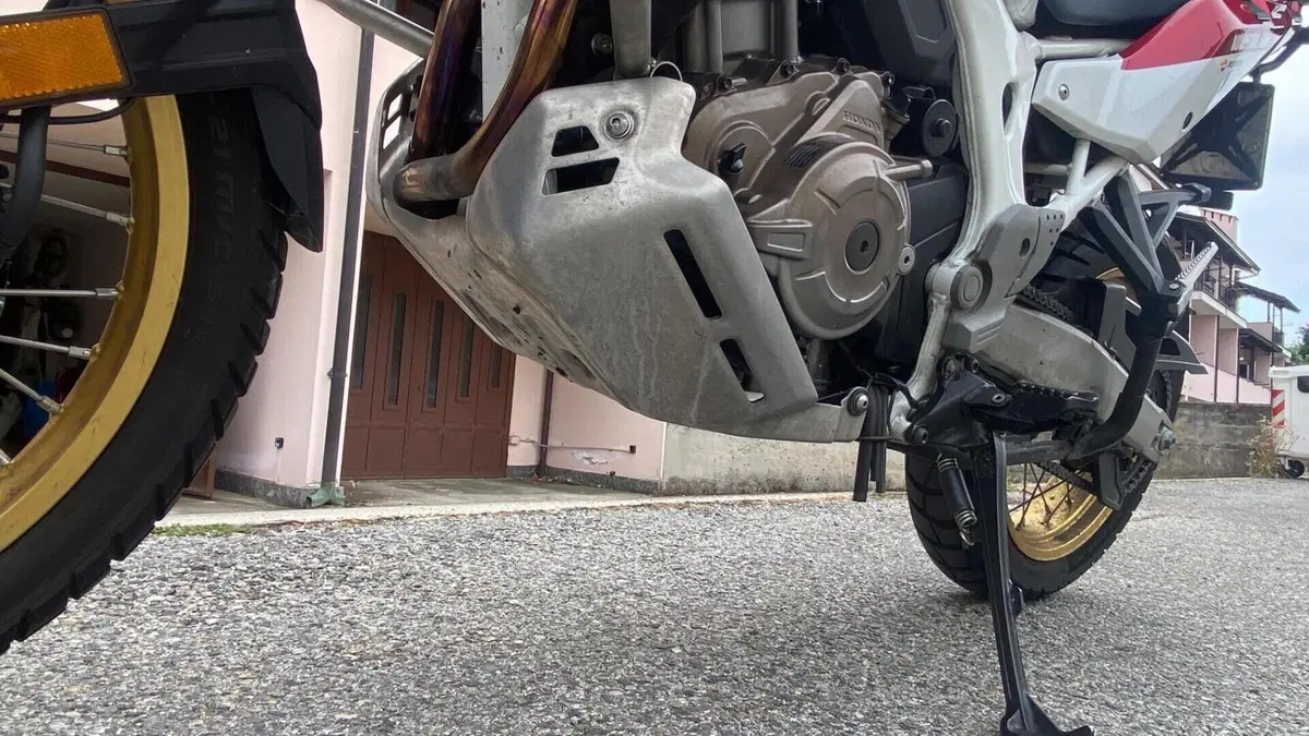 Honda Africa Twin CRF 1000L Adventure Sports Travel Edition (2019)  (4)