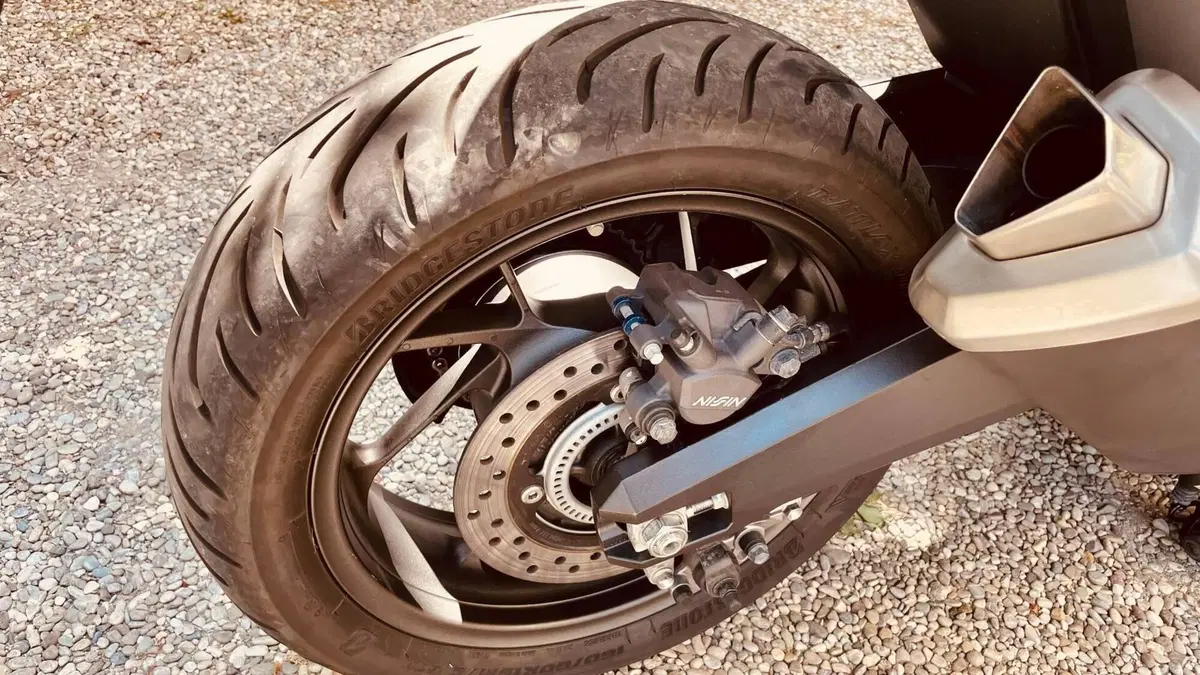 Honda Forza 750 (2025 - 26)  (9)
