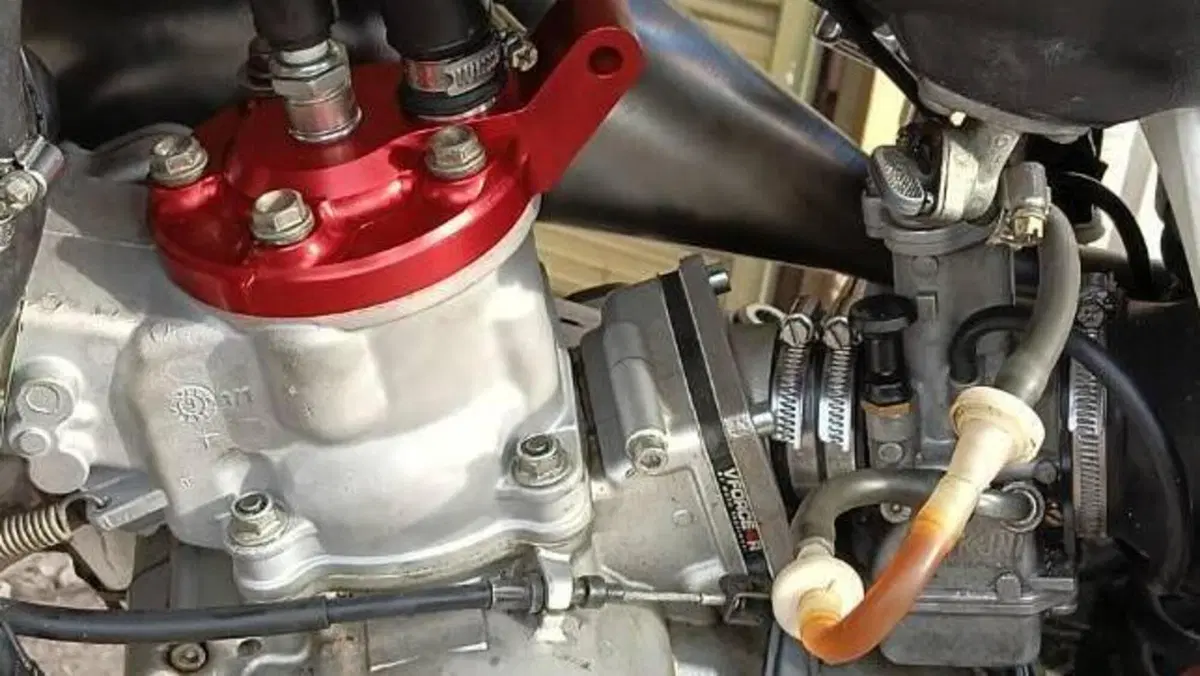Husqvarna SM 125 (2010 - 12)  (5)