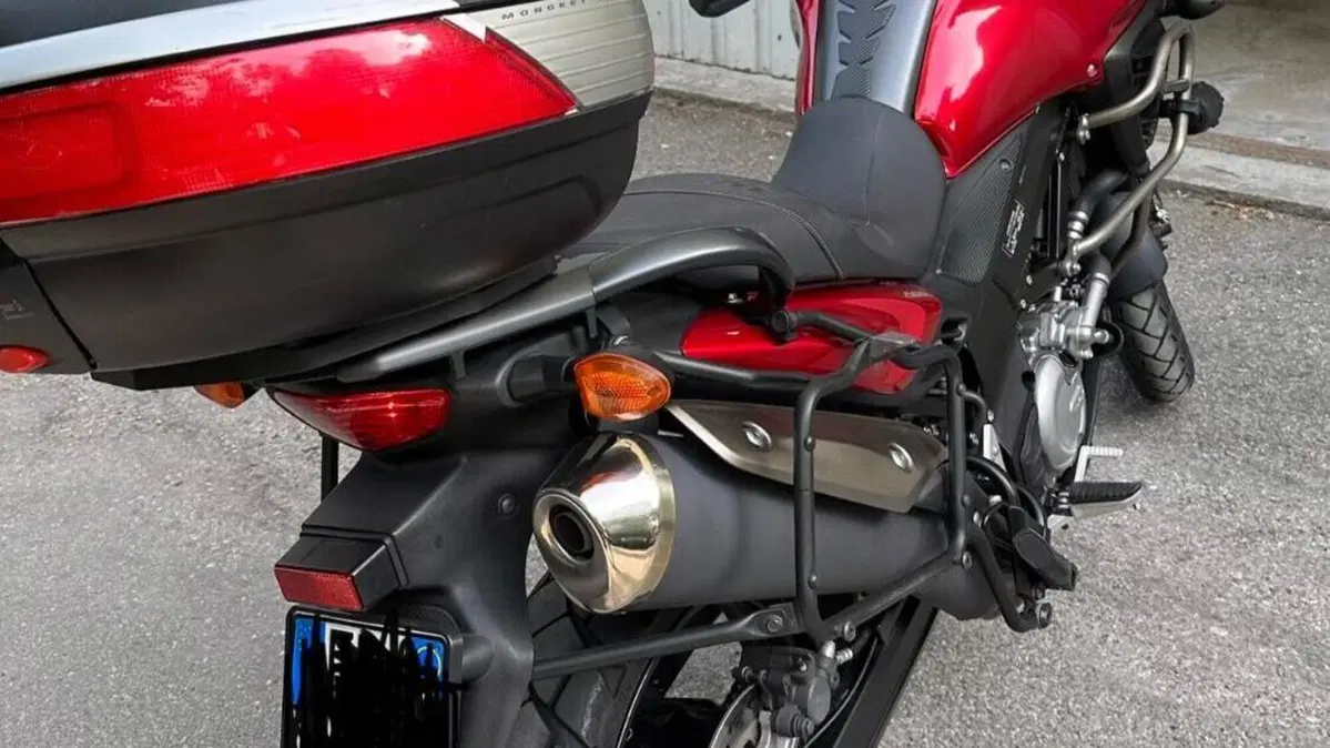 Suzuki V-Strom 650 ABS (2011 - 17)  (5)