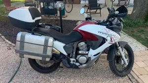 Honda Transalp XL 700 V (2007 - 2013)  (3)