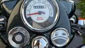 Royal Enfield Bullet 500 EFI STD - Entry Level (2017 - 20)  (7)
