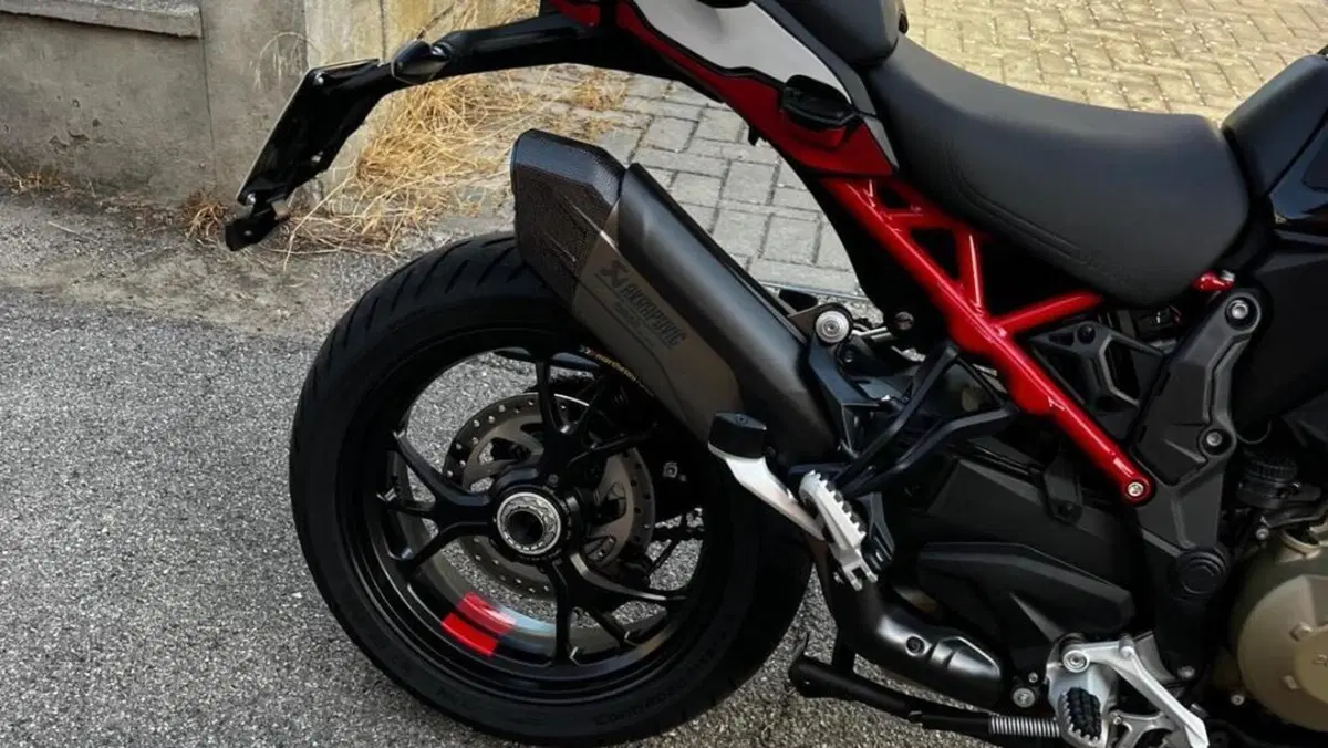 Ducati Multistrada V4 Pikes Peak (2021 - 24)  (4)