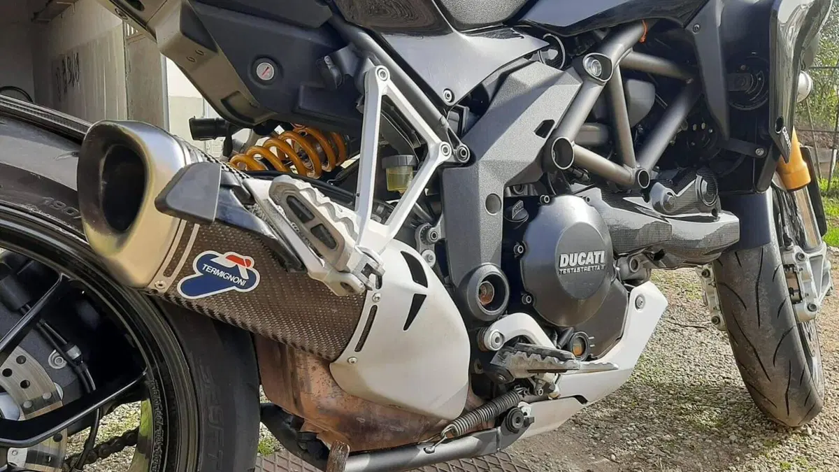 Ducati Multistrada 1200 S Sport (2010 - 12)  (3)