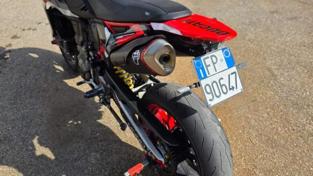Ducati Hypermotard 698 Mono RVE (2024 - 26)  (6)