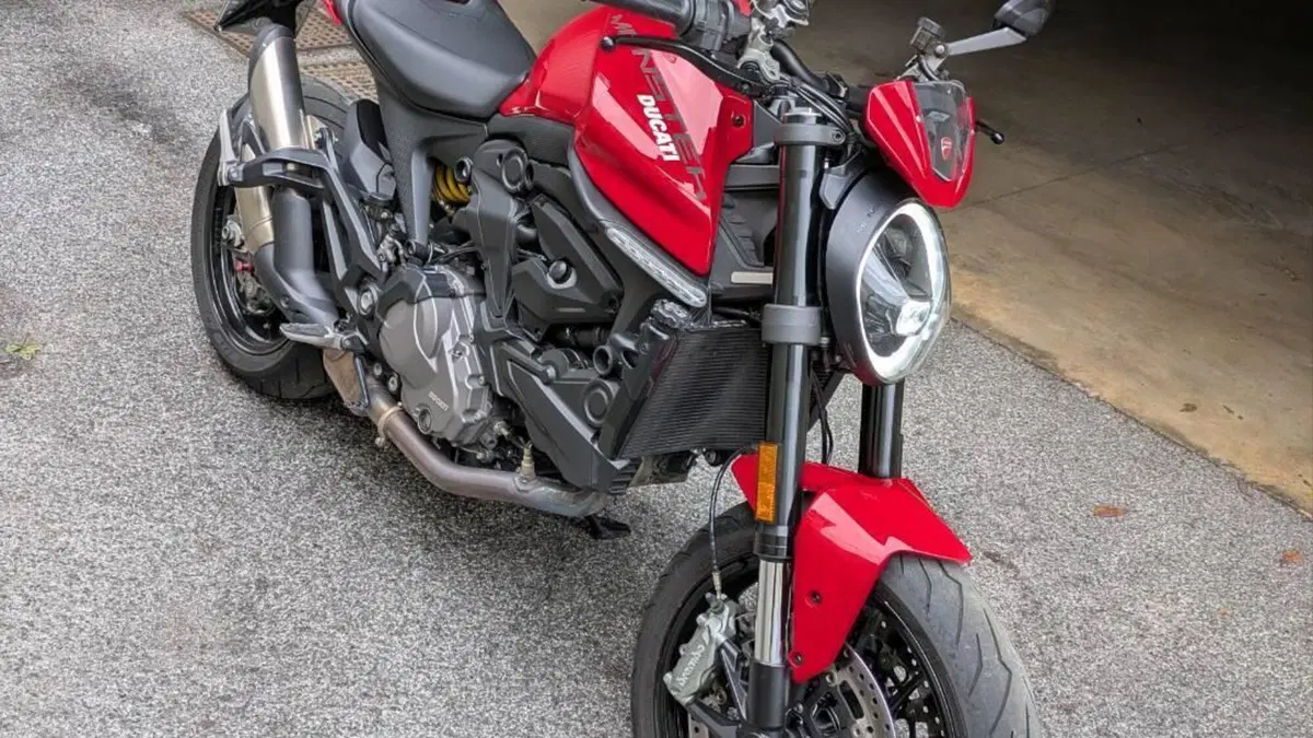 Ducati Monster 937 + (2021 - 25)  (5)