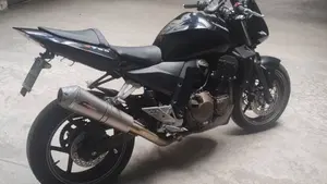 Kawasaki Z 750 (2003 - 06)  (2)