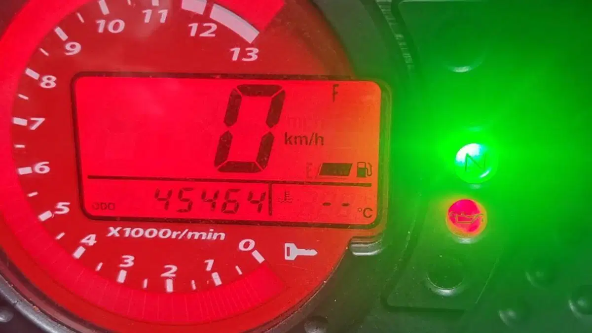 Kawasaki Z 750 (2003 - 06)  (3)
