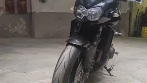 Kawasaki Z 750 (2003 - 06)  (5)