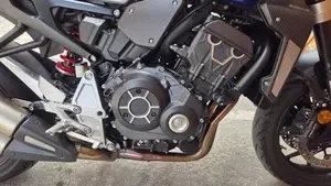 Honda CB 1000 R + Limited Edition (2019)  (5)