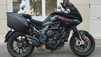 MV Agusta Turismo Veloce 800 R (2023 - 26) usata