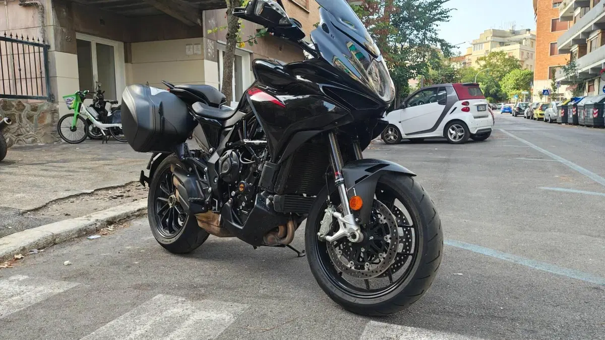 MV Agusta Turismo Veloce 800 R (2023 - 26)  (13)