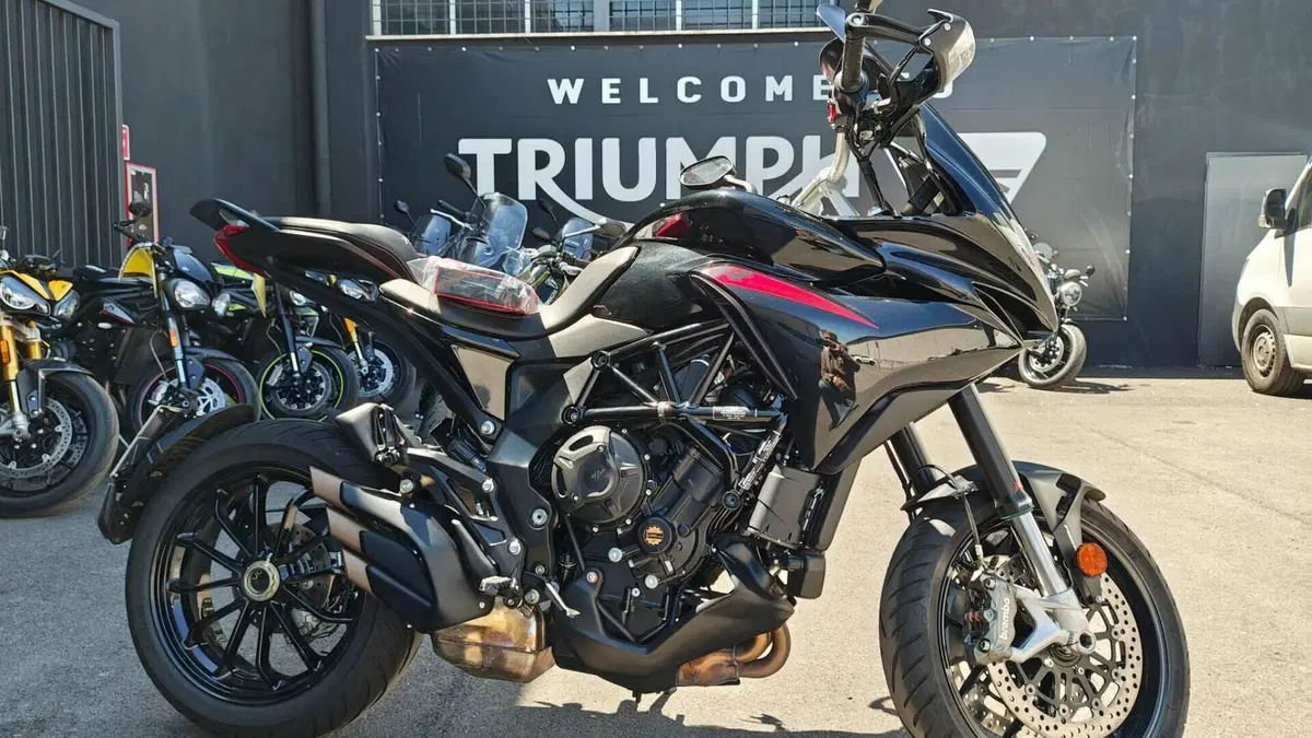 MV Agusta Turismo Veloce 800 R (2023 - 26)  (6)