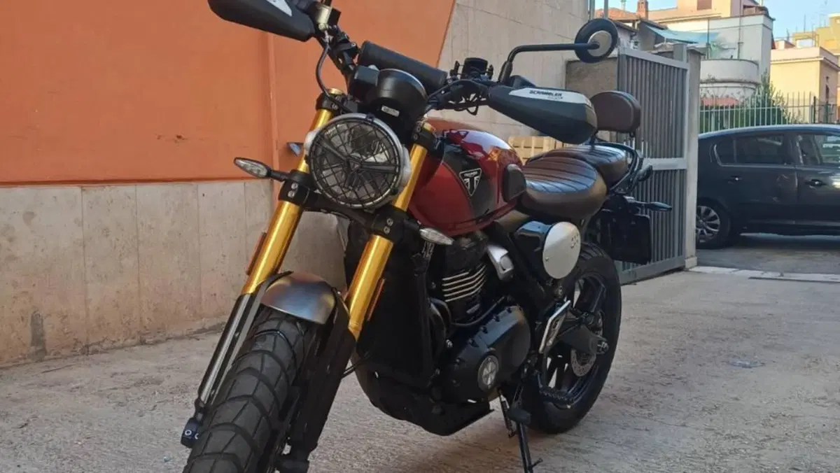 Triumph Scrambler 400 X (2024 - 26)  (2)