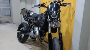 Husqvarna SM 125 S (2005)  (2)