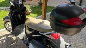 Aprilia Scarabeo 200 i.e. (2009 - 11)  (4)