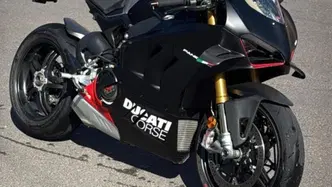 Ducati Panigale V4 1100 SP2 (2022 - 23) usata