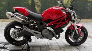 Ducati Monster 696 (2008 - 13)  (2)