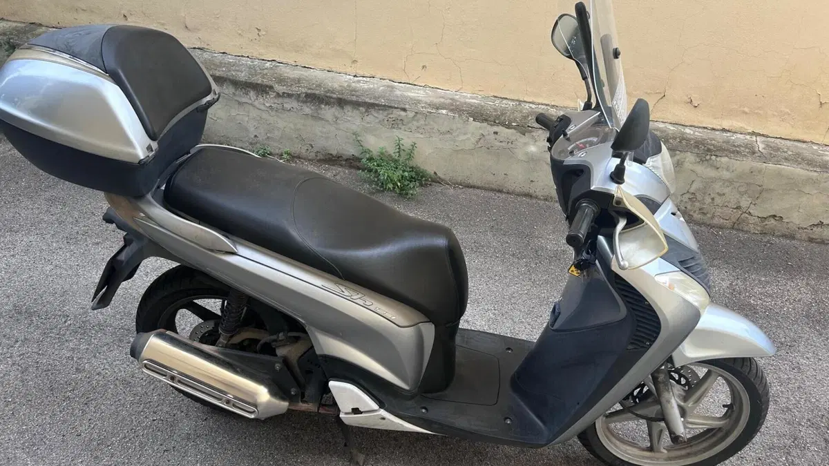 Honda SH 125 i (2009 - 12)  (7)