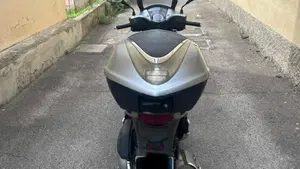 Honda SH 125 i (2009 - 12)  (8)