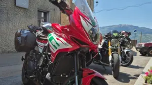 MV Agusta Turismo Veloce 800 RC SCS (2022 - 26) 