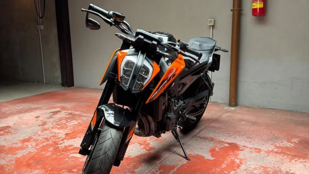 KTM 790 Duke L (2023 - 24)  (2)