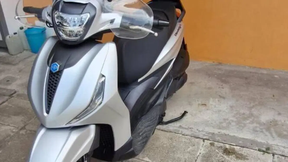 Piaggio Beverly 300 S ABS-ASR (2021 - 25)  (3)