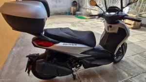 Piaggio Beverly 300 S ABS-ASR (2021 - 25)  (4)