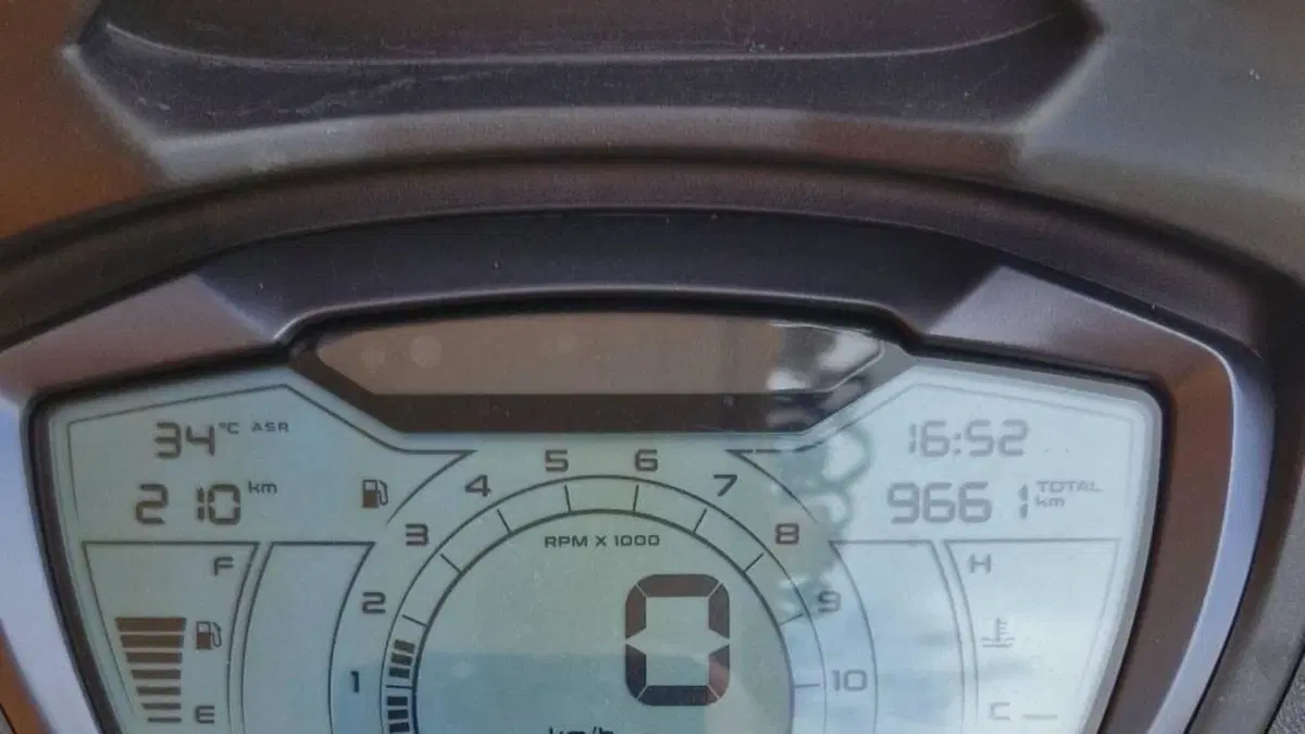 Piaggio Beverly 300 S ABS-ASR (2021 - 25)  (7)