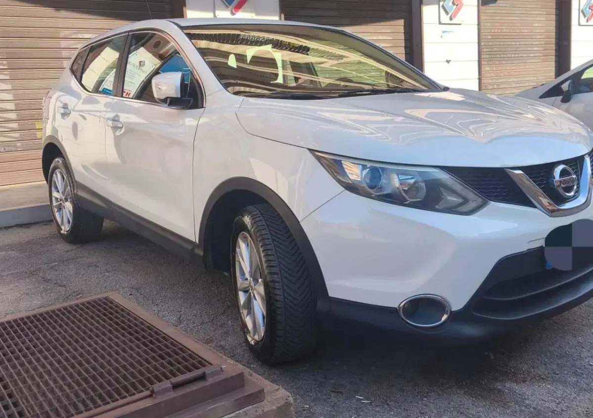 Nissan Qashqai 1.5 dCi Acenta (3)