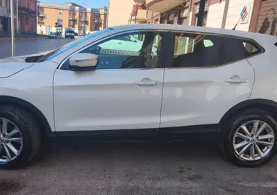 Nissan Qashqai 1.5 dCi Acenta (7)