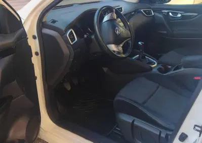 Nissan Qashqai 1.5 dCi Acenta (10)