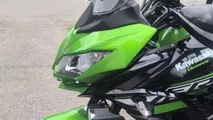 Kawasaki Versys 650 Grand Tourer (2021)  (4)