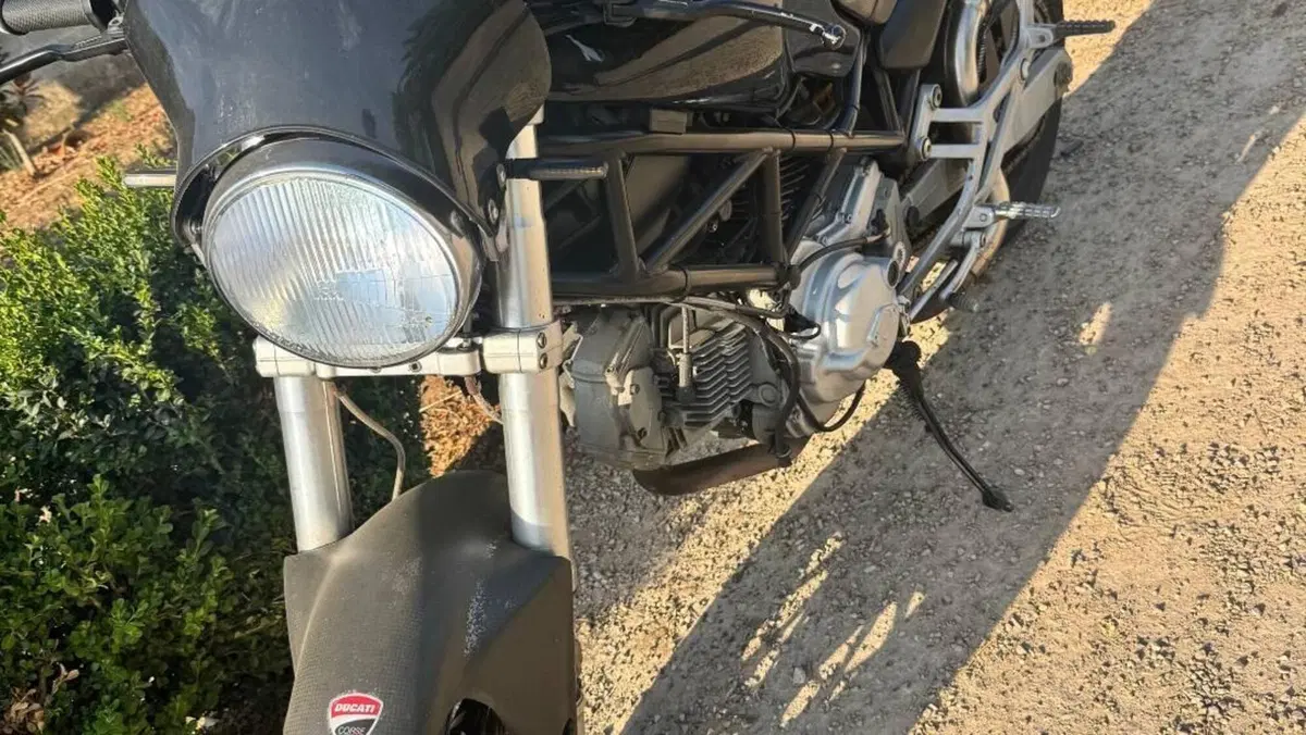 Ducati 620 Sport (2003 - 04)  (2)