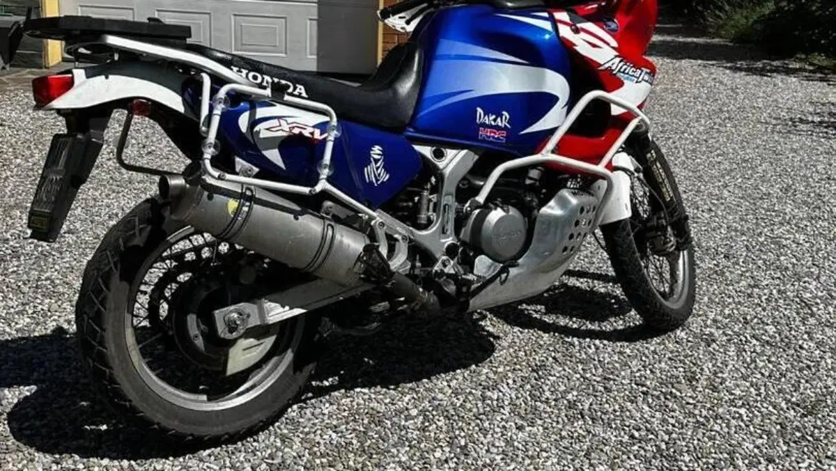 Honda Africa Twin XRV 750 (1996 - 02)  (2)