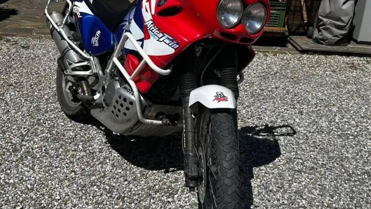 Honda Africa Twin XRV 750 (1996 - 02)  (6)