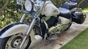 Suzuki Intruder C 1500 T (2013 - 16) 